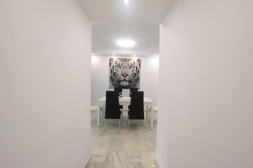 1080 - Golden Jacuzzi Apartamento Marbella