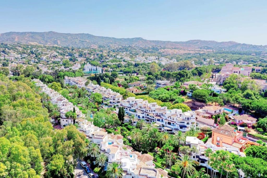 Apartamento 1080 - Golden Jacuzzi Marbella