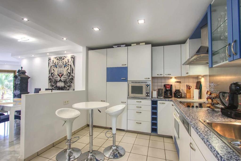 Apartment 1080 - Golden Jacuzzi Marbella